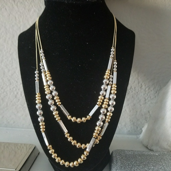 🟣 3 for $15!🟣 Closet Closing Soon! - Picture 2 of 5